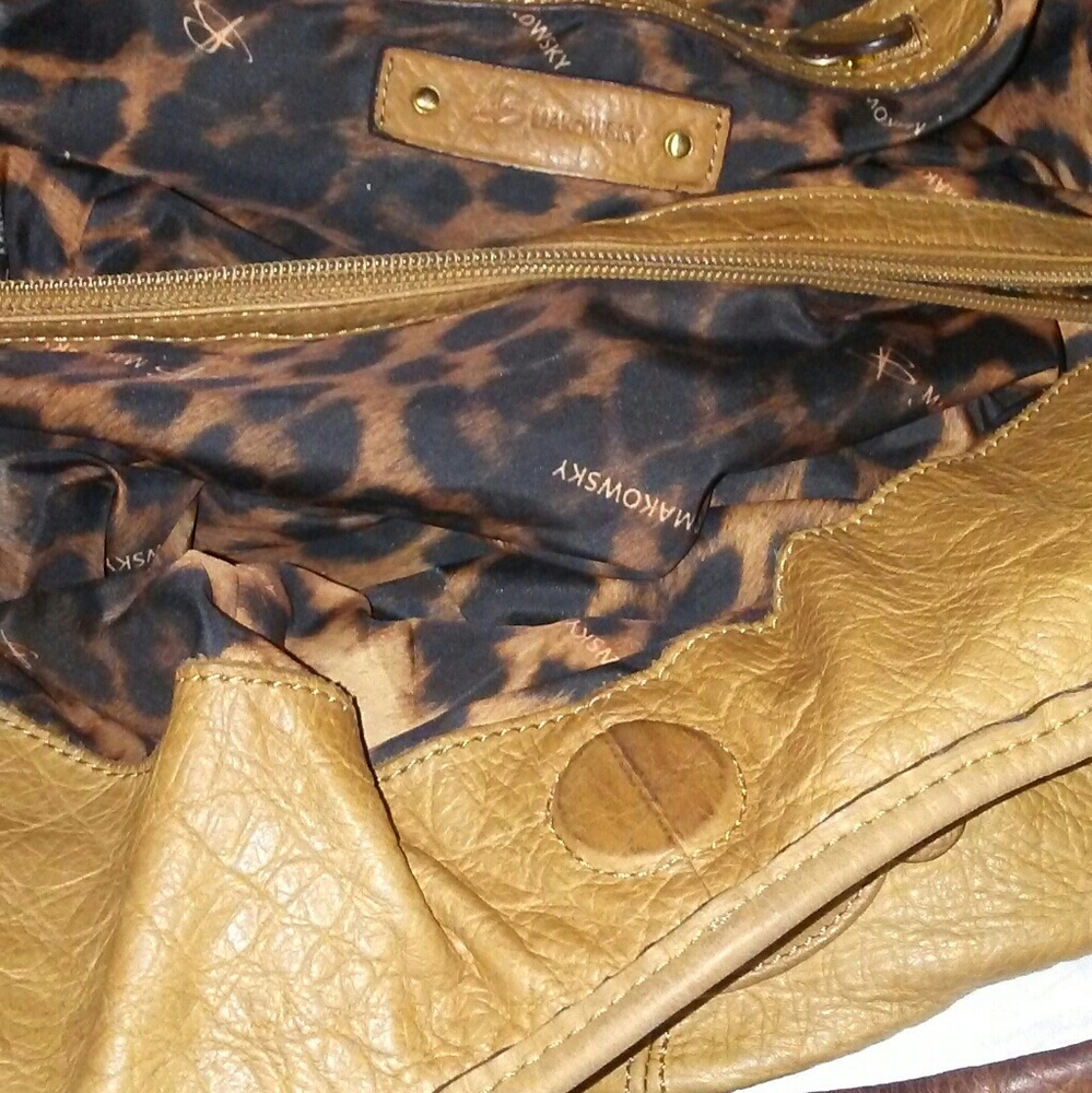 B,Makowsky handbag